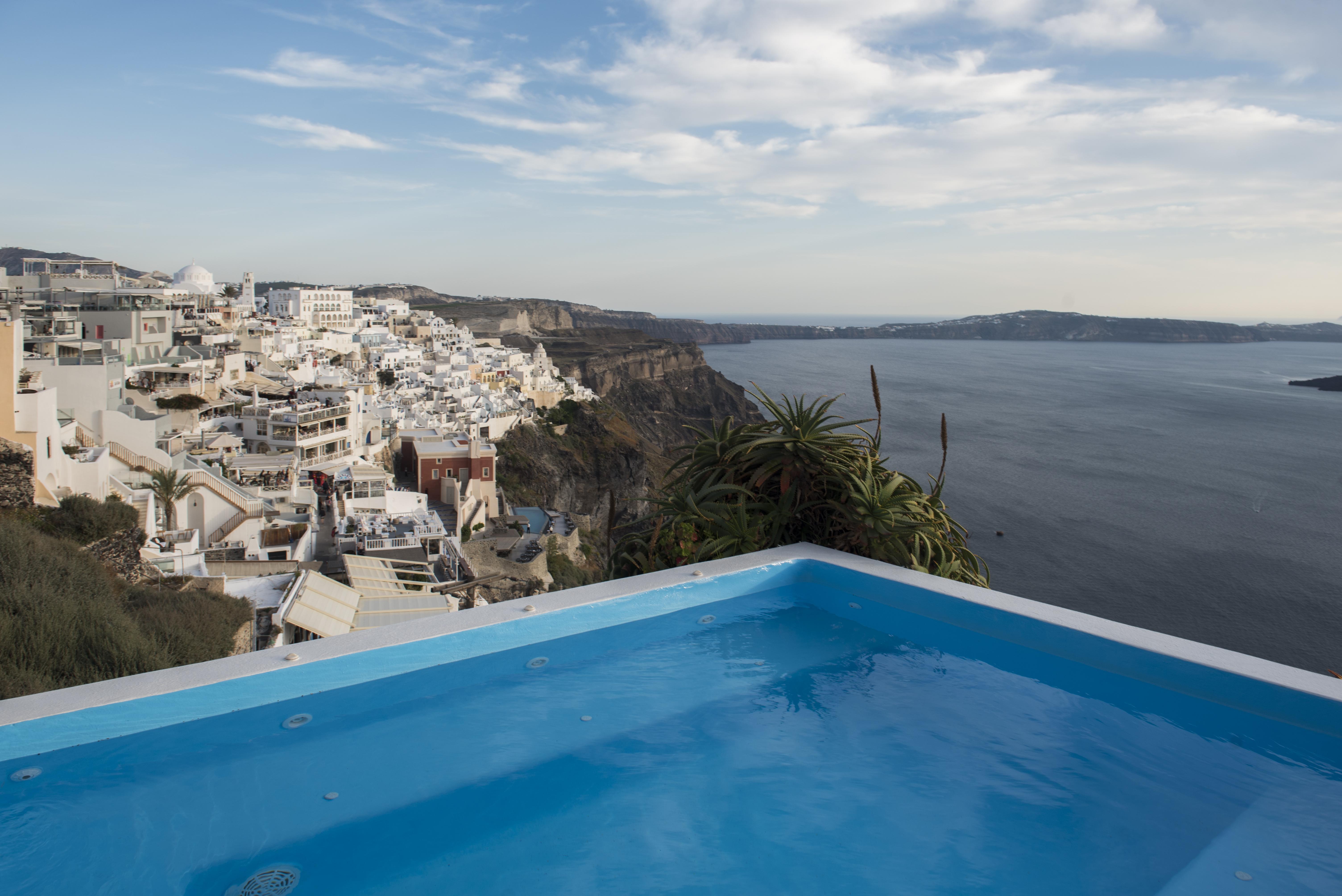 Kastro Suites Fira  Extérieur photo